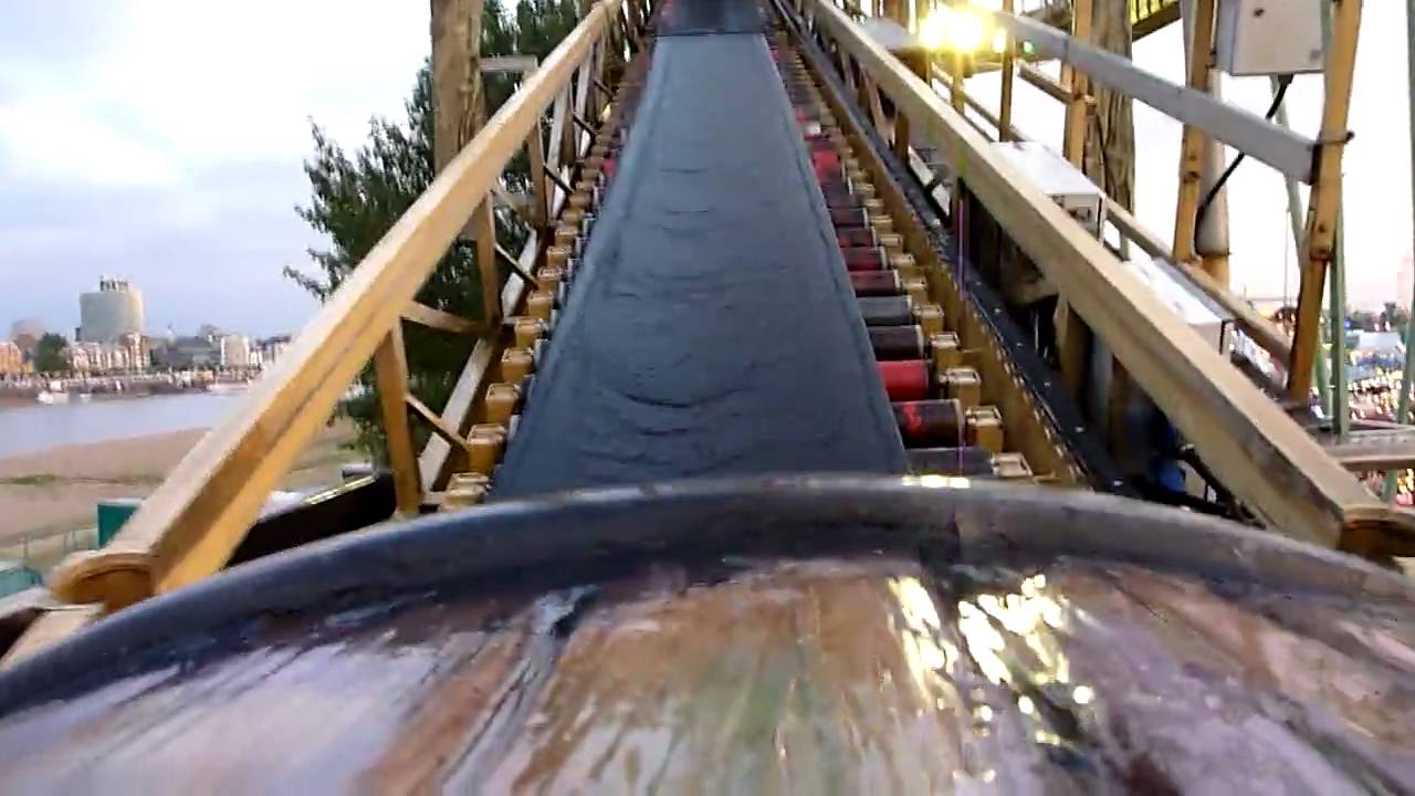 Onride: Fahrt mit der Wildwasserbahn auf der Düsseldorfer Rheinkirmes 2010 in HD