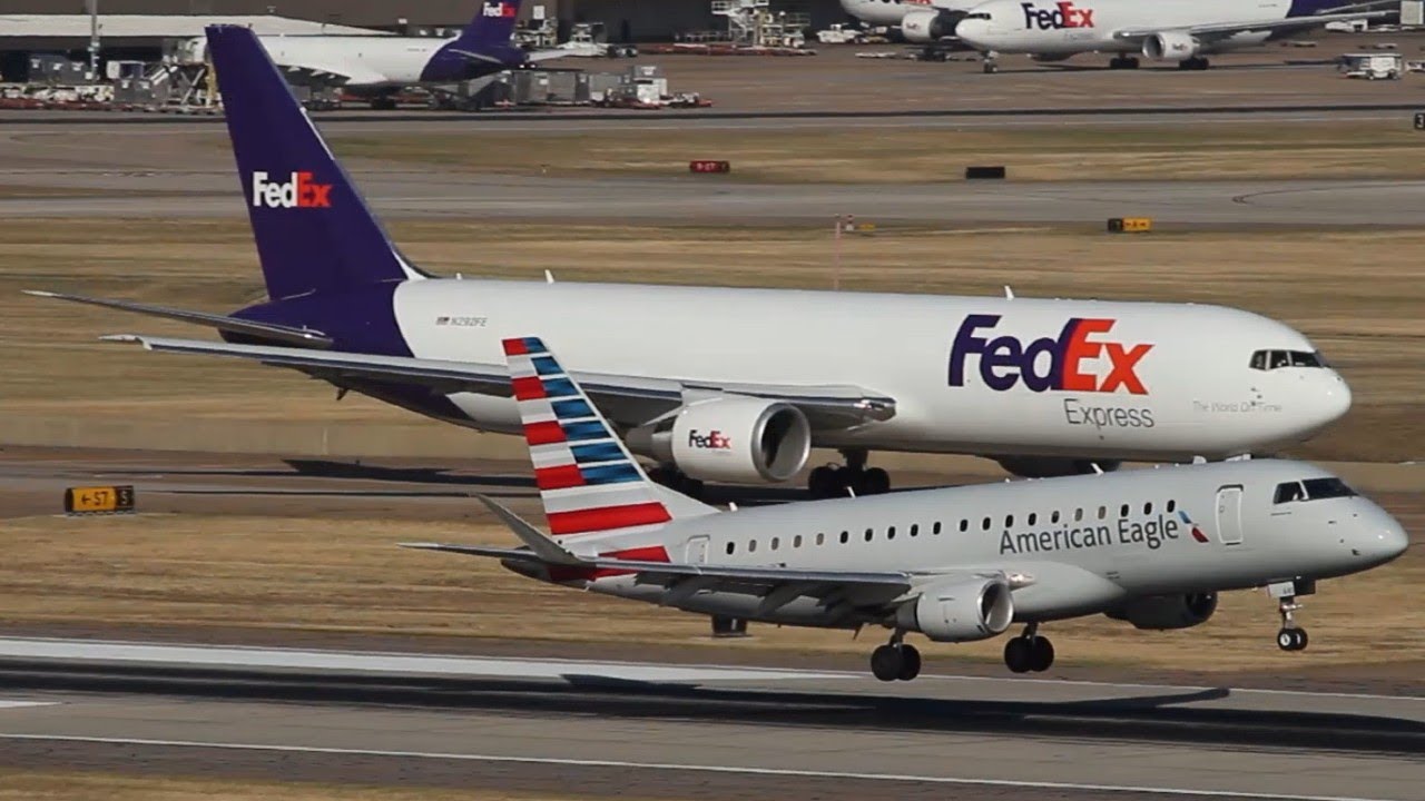 WATCHING AIRPLANES @ MEMPHIS - 20 Minutes Plane Spotting