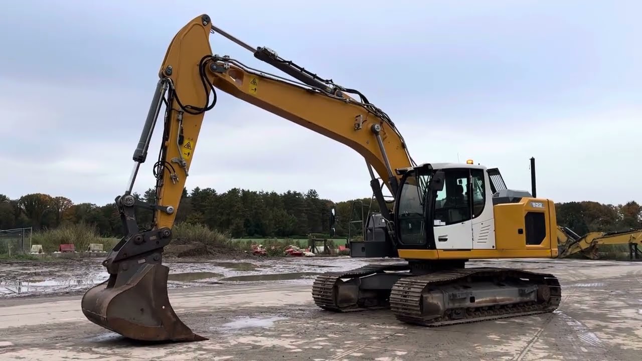 Liebherr R922LC Excavator - Year: 2020 (Refnr. BM6208)