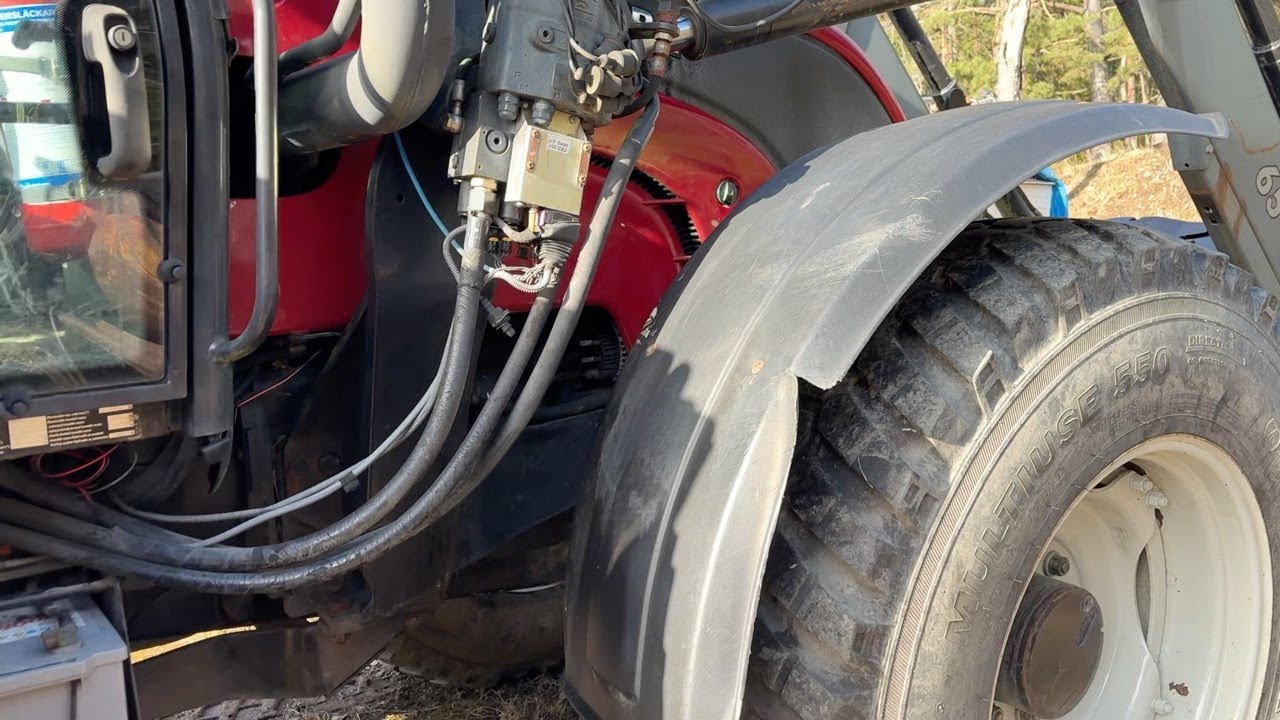 Köp Traktor Valtra N141 på Klaravik