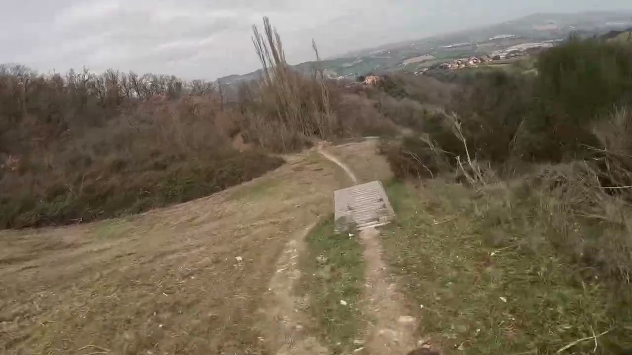 COLBORDOLO PARK - super flipp e dh …. 2025 by mtb spettacolo