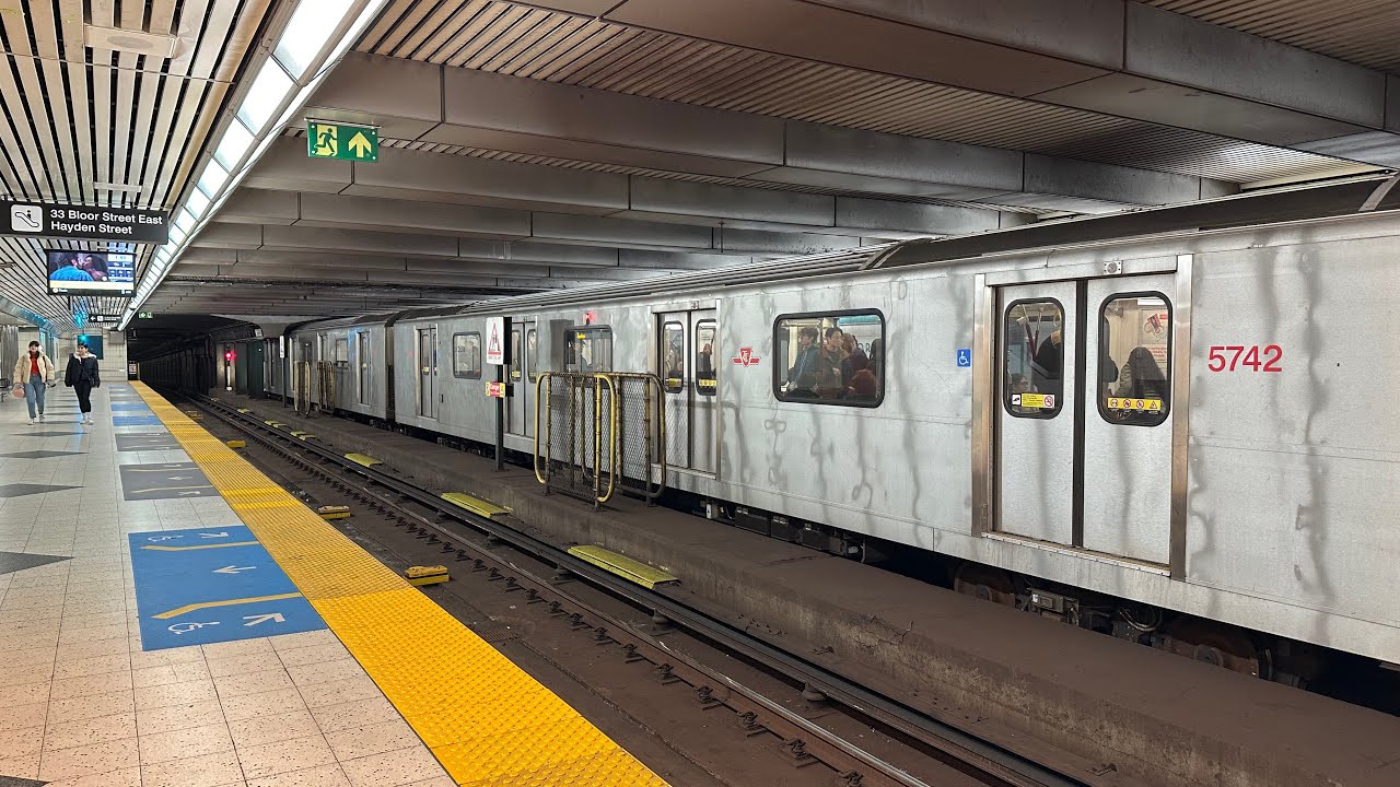 TTC Subway 148