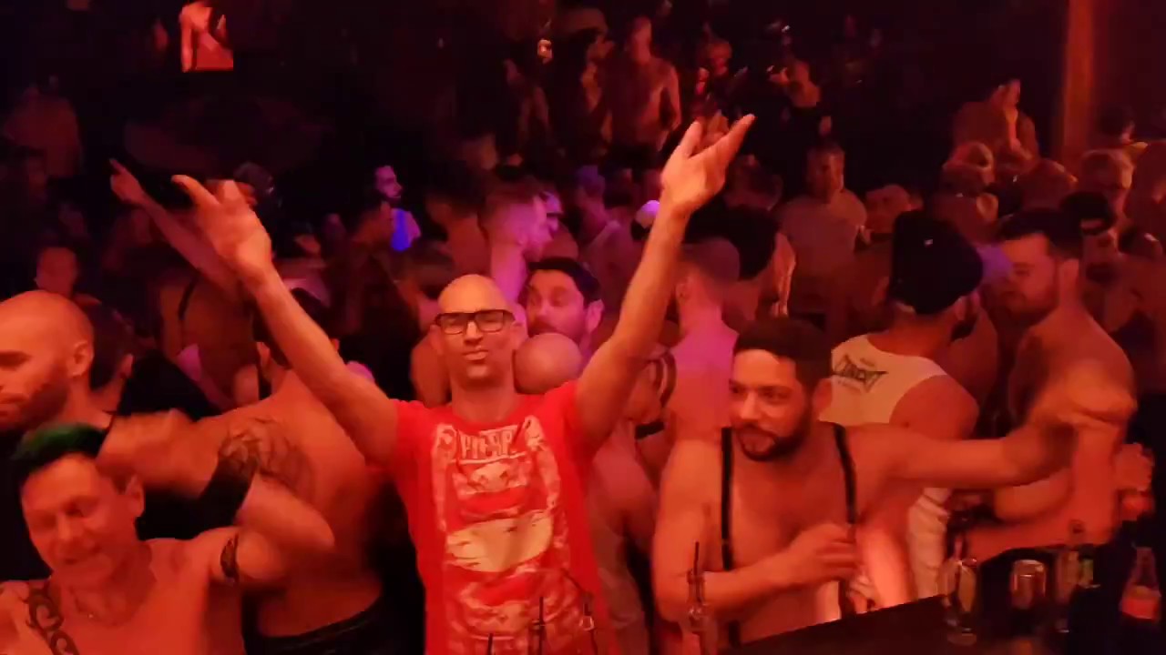 DJ Elias dropping George Michael Flawless at La Demence New Year 2017 @ Fuse, Brussels