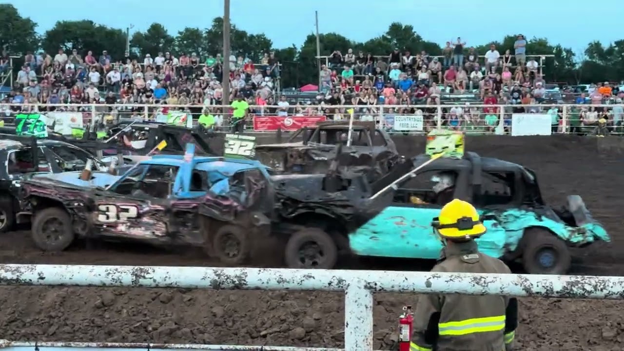 Canton Kansas Demo Derby 2025 Modified Class