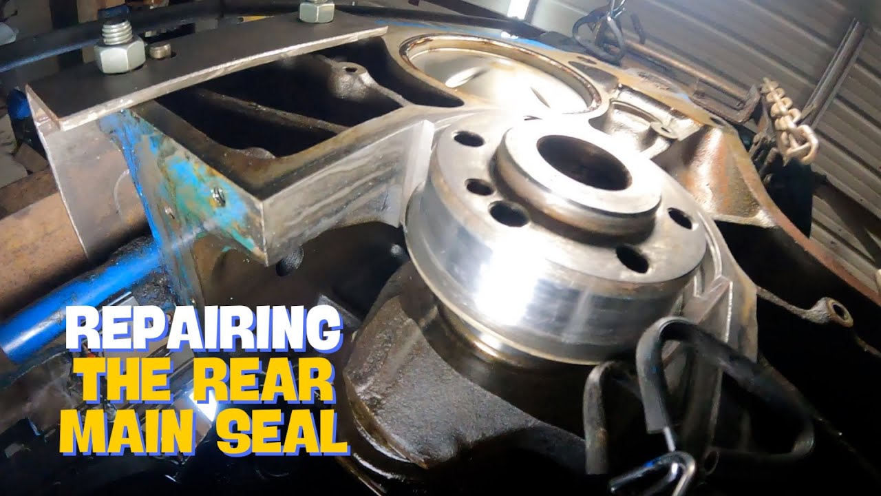 8000 FORD TRACTOR TIMING REPAIRING THE REAR & FRONT CRANKSHAFT OIL SEAL REPAIR