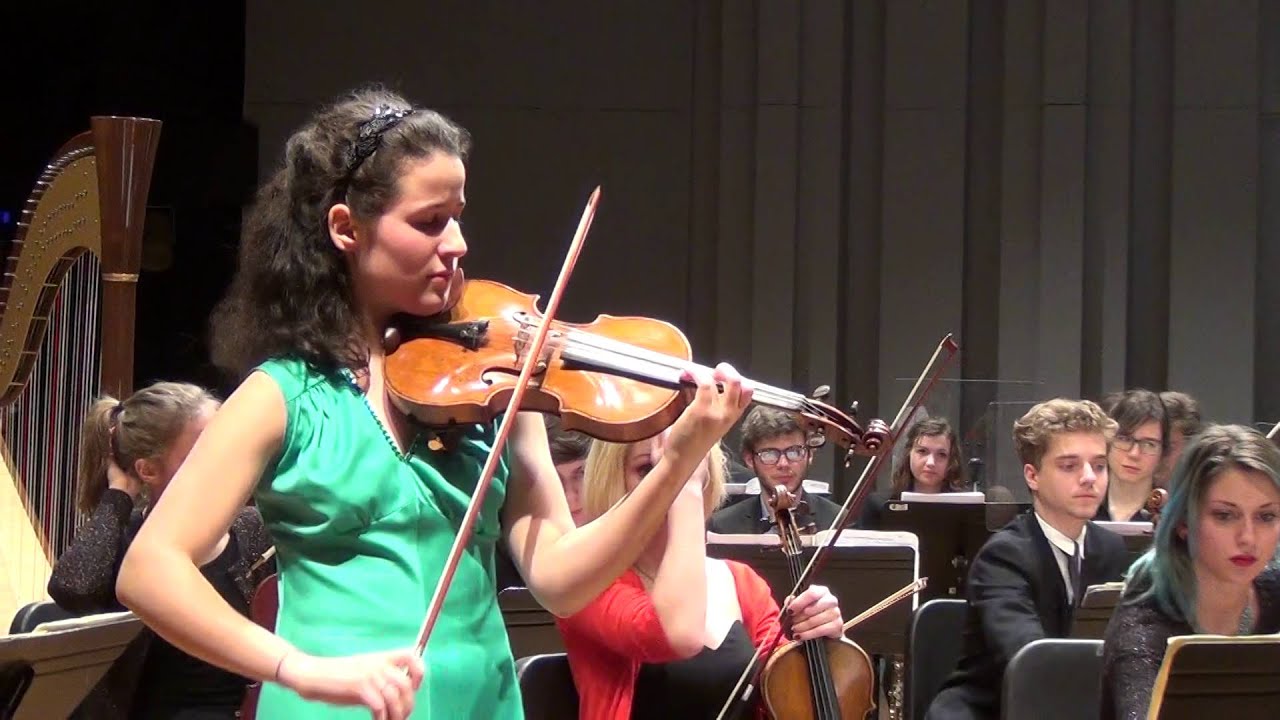 Marie-Astrid H joue le concerto de Khachaturian