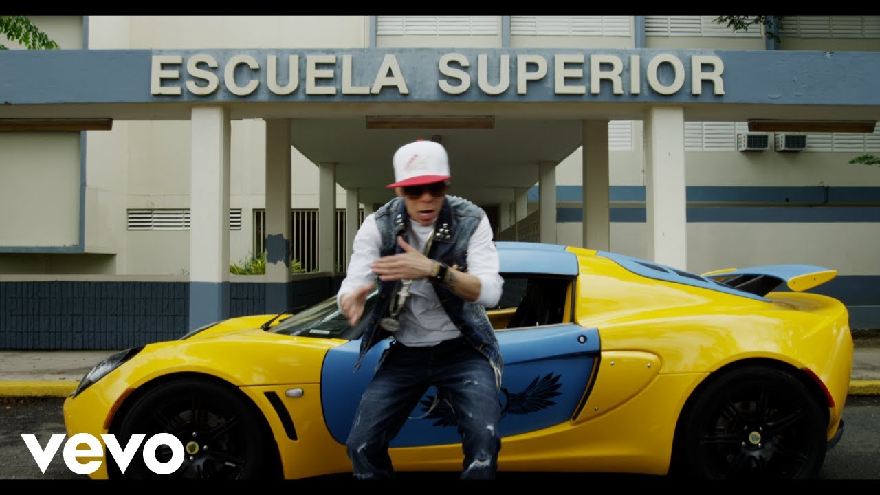 Baby Rasta y Gringo - Me Niegas (Official Video)