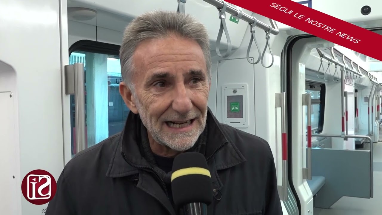 CIRCUMVESUVIANA, ECCO IL NUOVO TRENO. EAV: "RIVOLUZIONE IN CORSO"