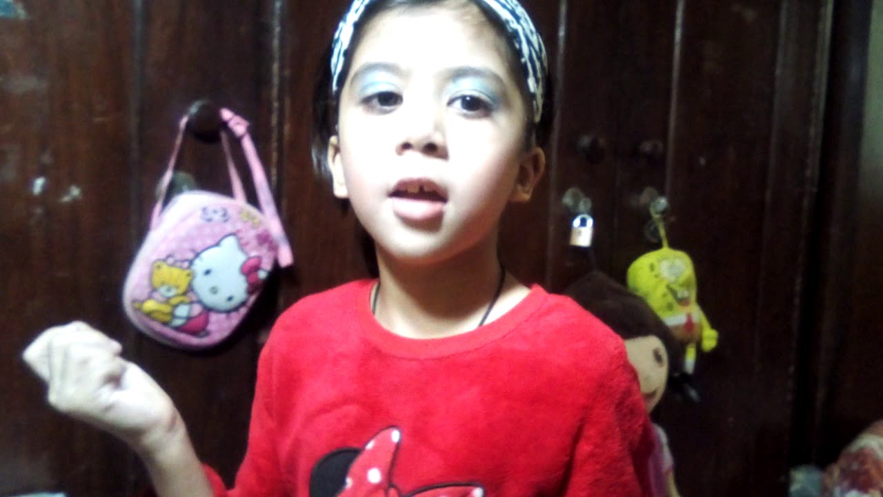 I do my makeup secret my mom's make up
