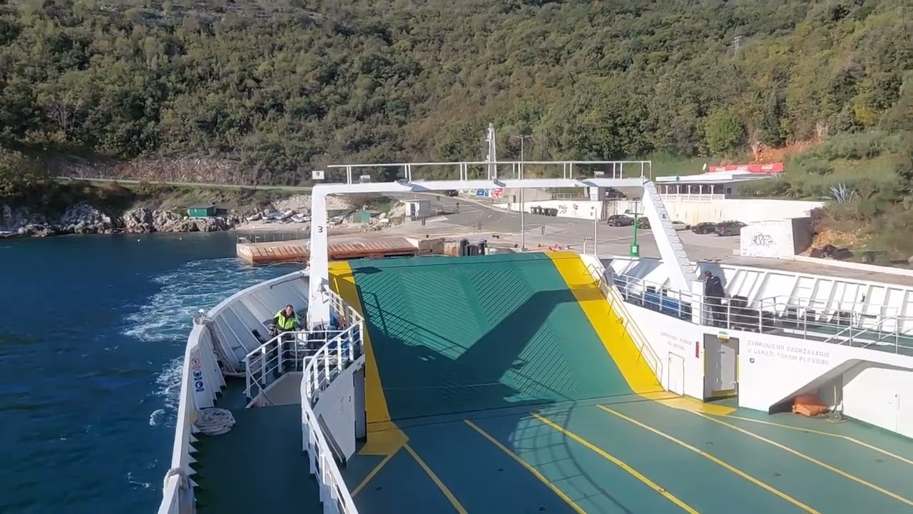 Ferry Jadrolinija Croatia Istria - Cres