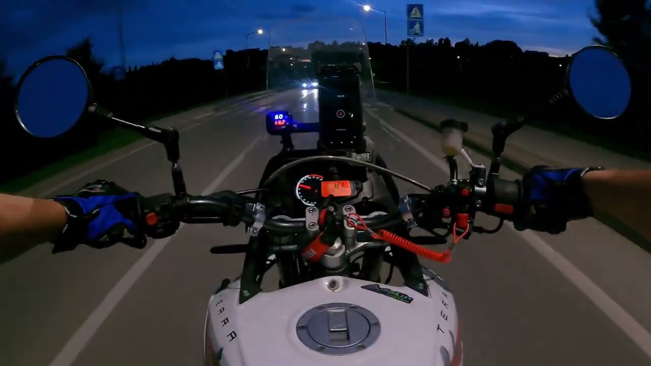 DERBI TERRA ADVENTURE 125 - EVENING RIDE