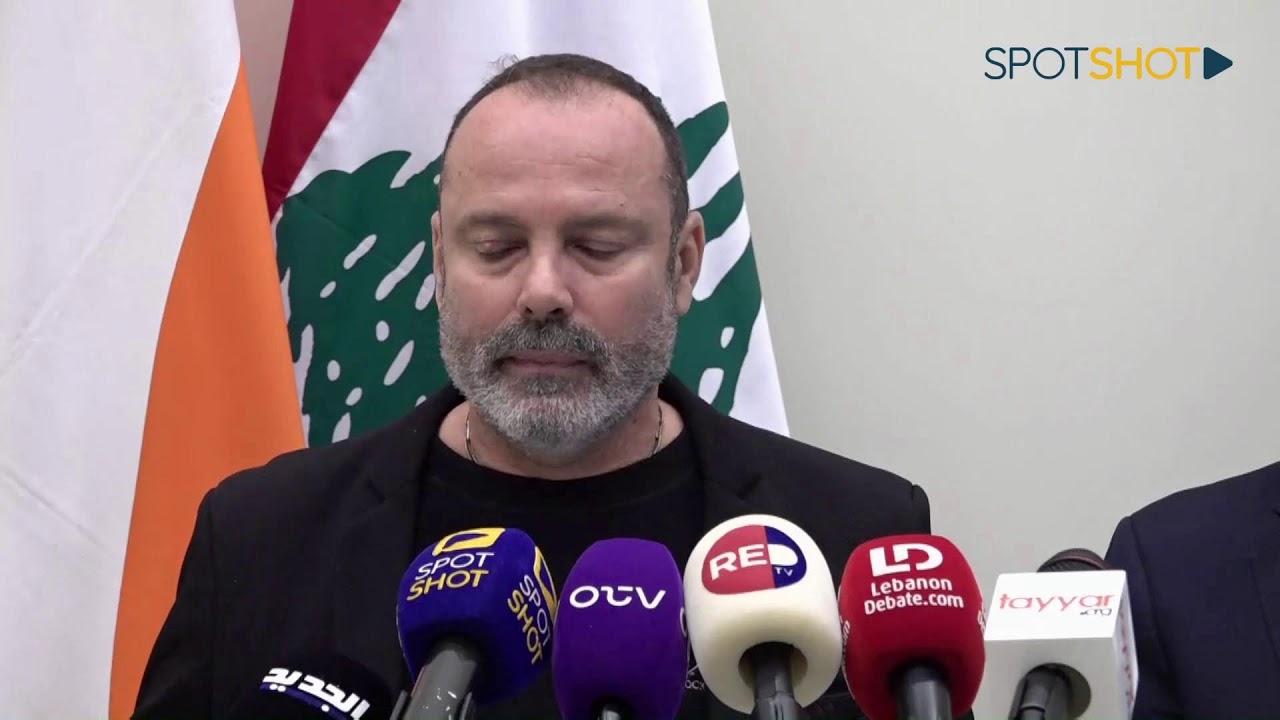 مؤتمر صحافي في مقر التيار الوطني الحر للحديث عن الطعن بقرار الضريبة على البنزين