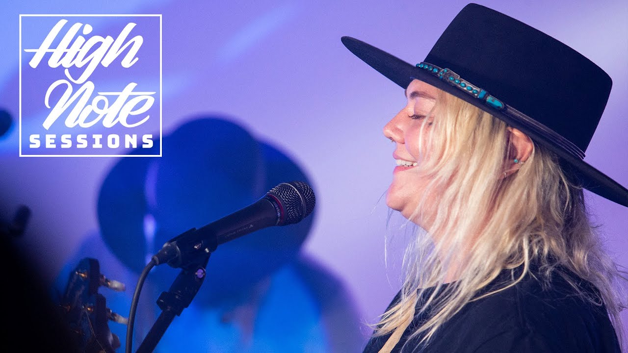 ELLE KING - 