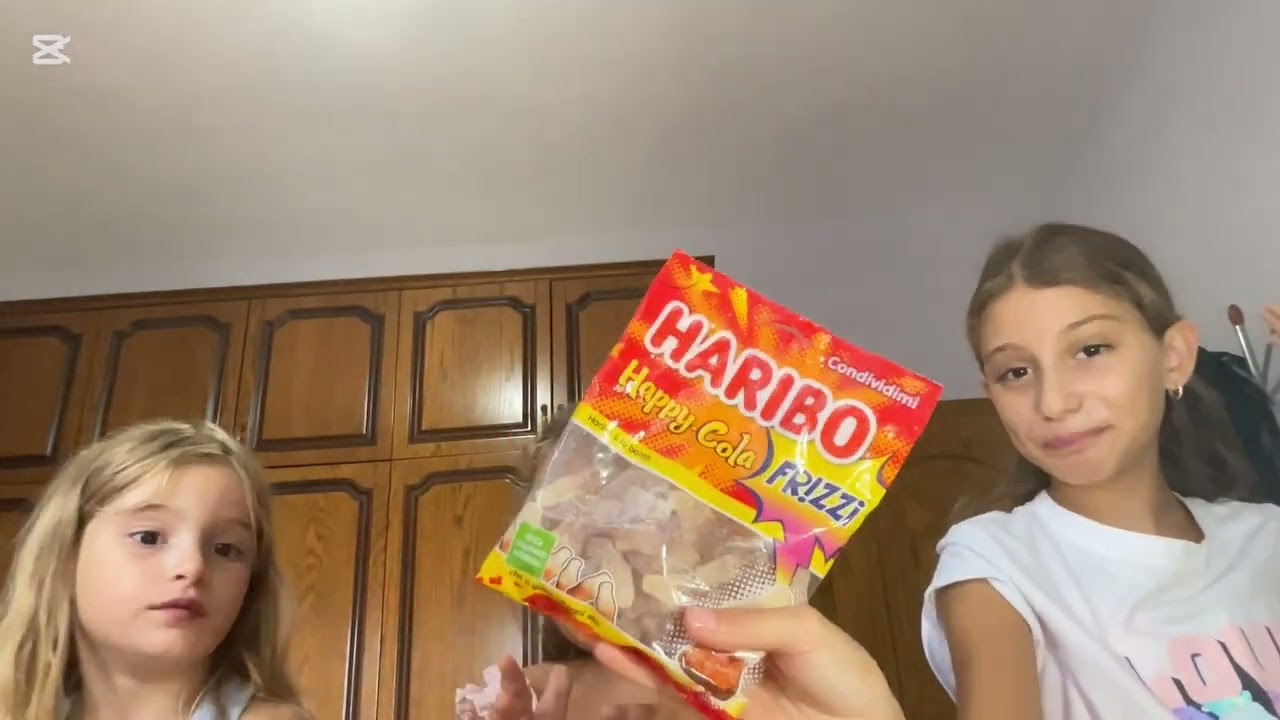 Provojme snaks me ngjyra te ndryshme
