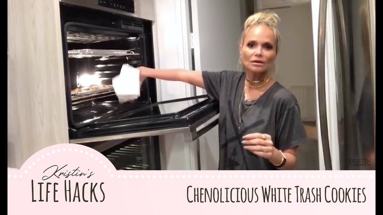 Cooking With Kristin: Chenolicious White Trash Cookies