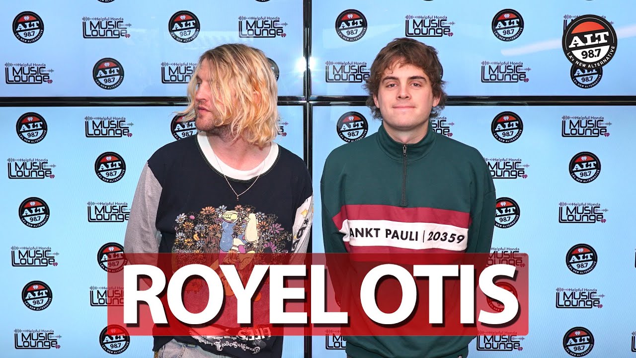 royel otis Performs Songs From Their New Album “Hickey” At ALT 98.7
