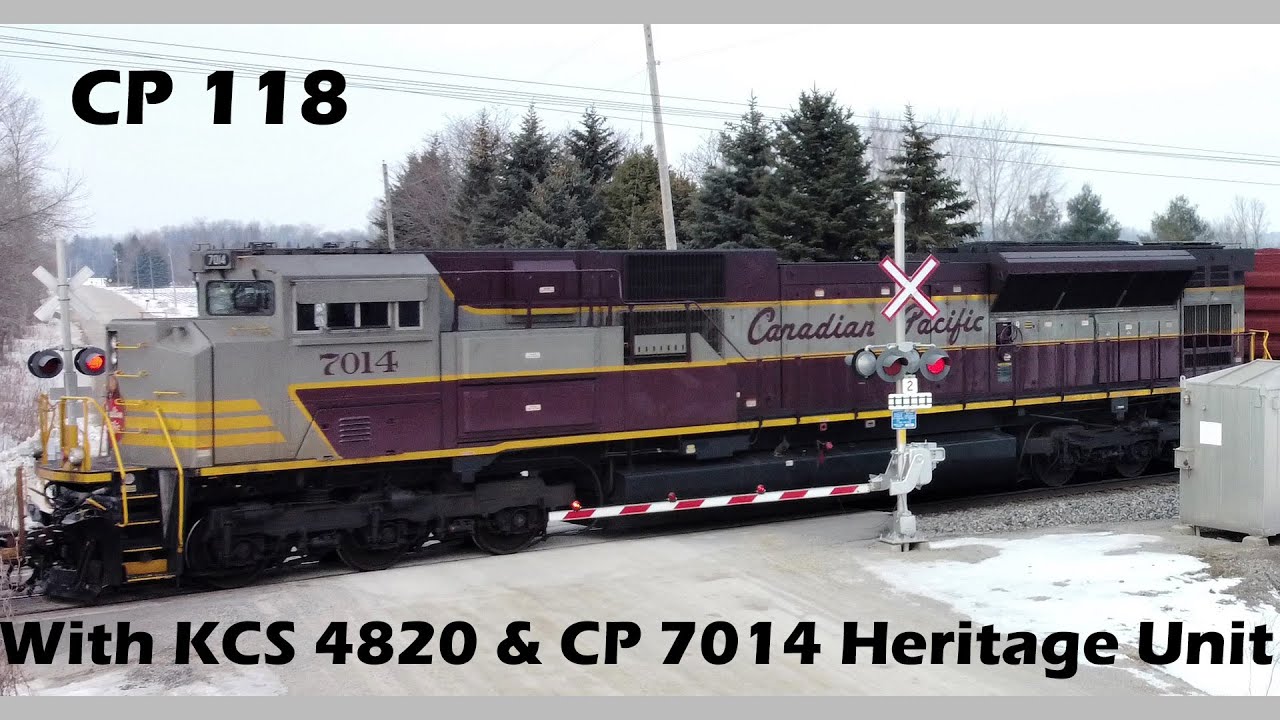 CP 118  With KCS & CP Heritage Unit