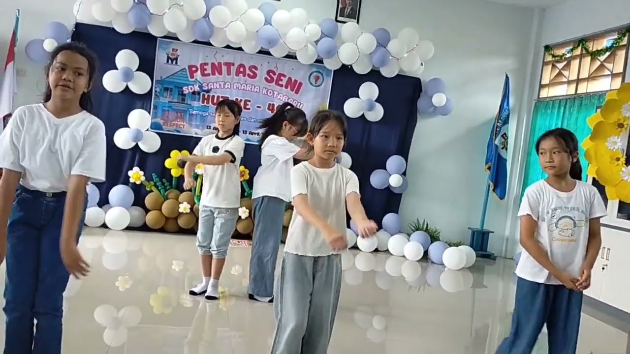 Jumbo gerak dan lagu kelas 3 SDK Santa Maria Kotabaru 🧚😇🌻