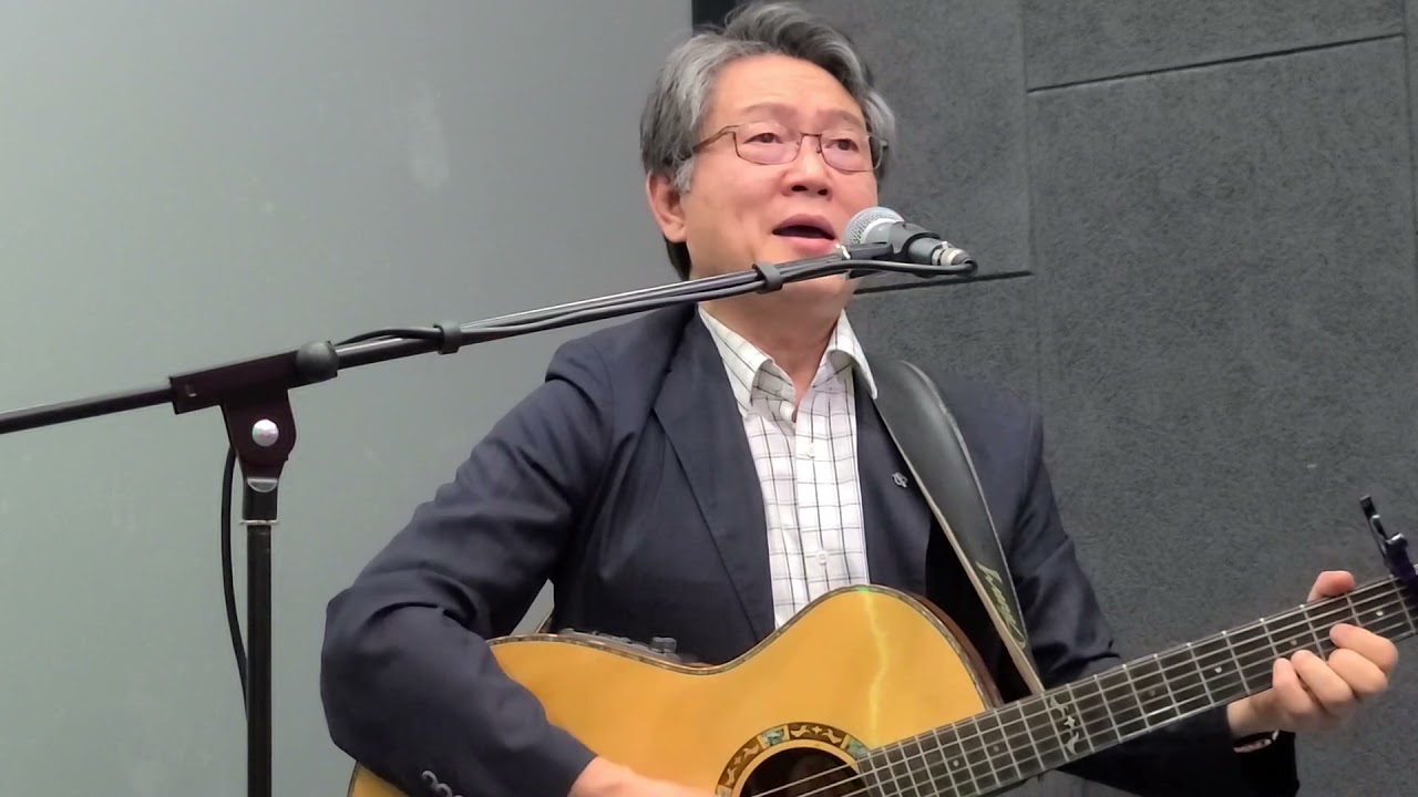 젊은 연인들 - 서울대 트리오  / Cover by 곽충신 - 7080 통기타 라이브