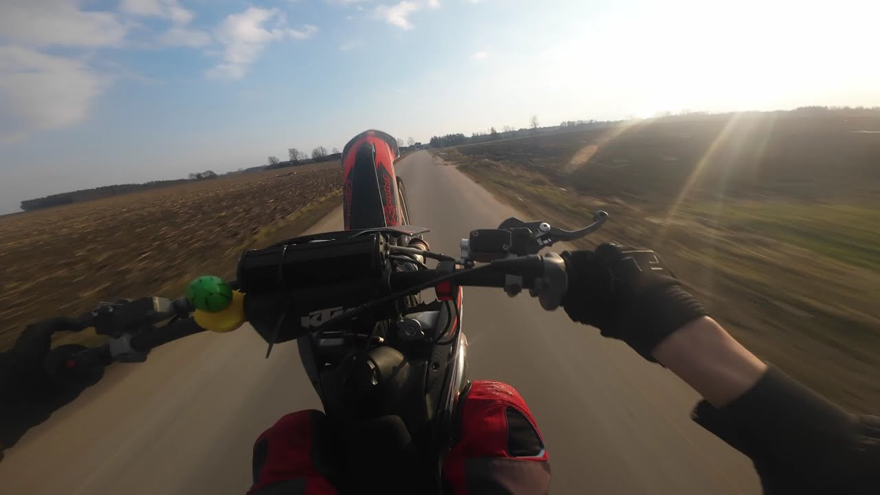 CITY RIDEOUT KTM SX 125 | CRASH | WHEELIE |
