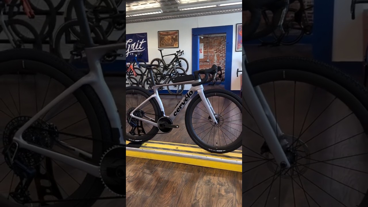 Cervelo Aspero 5 gravel bike in &lsquo;Royal Mercury&rsquo;