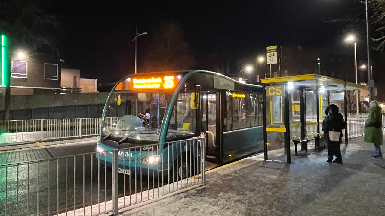*[RATTLY]* Arriva Merseyside Optare Solo SR 712 (MX12 KVH) on the 35