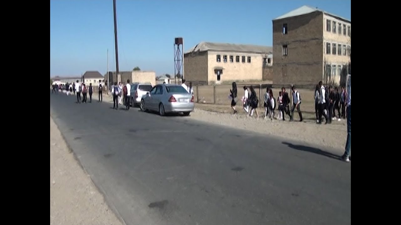 Şəmkirdə yeni çəkilən yol sakinlər üçün təhlükə yaradır