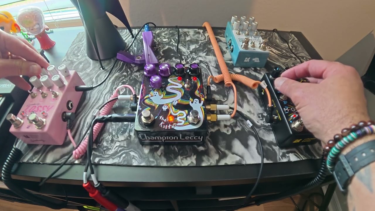 Arturia Minifreak, Chase Bliss Lossy & Mood MKII, and Champion Leccy The Kilter V2