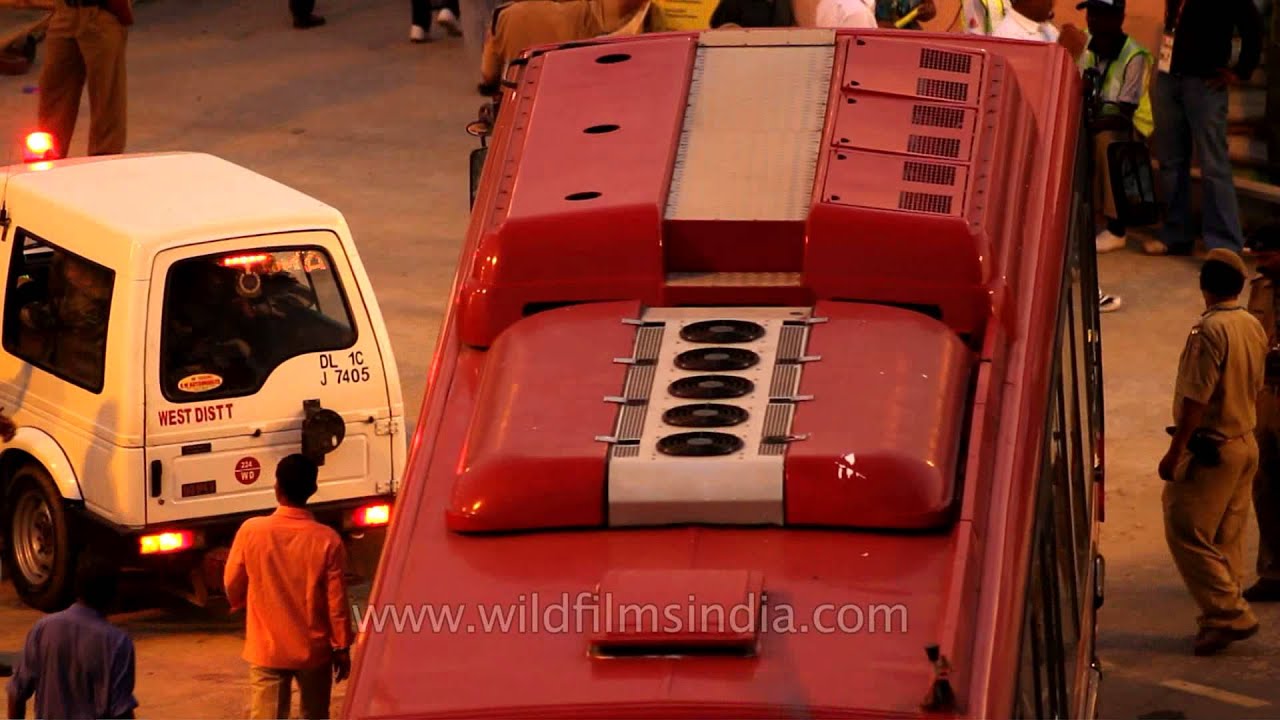 Delhi Police and DTC - two institutions Delhi can't do without!