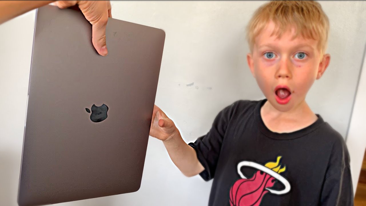 If You Catch The MACBOOK PRO You Keep It | Colin Amazing