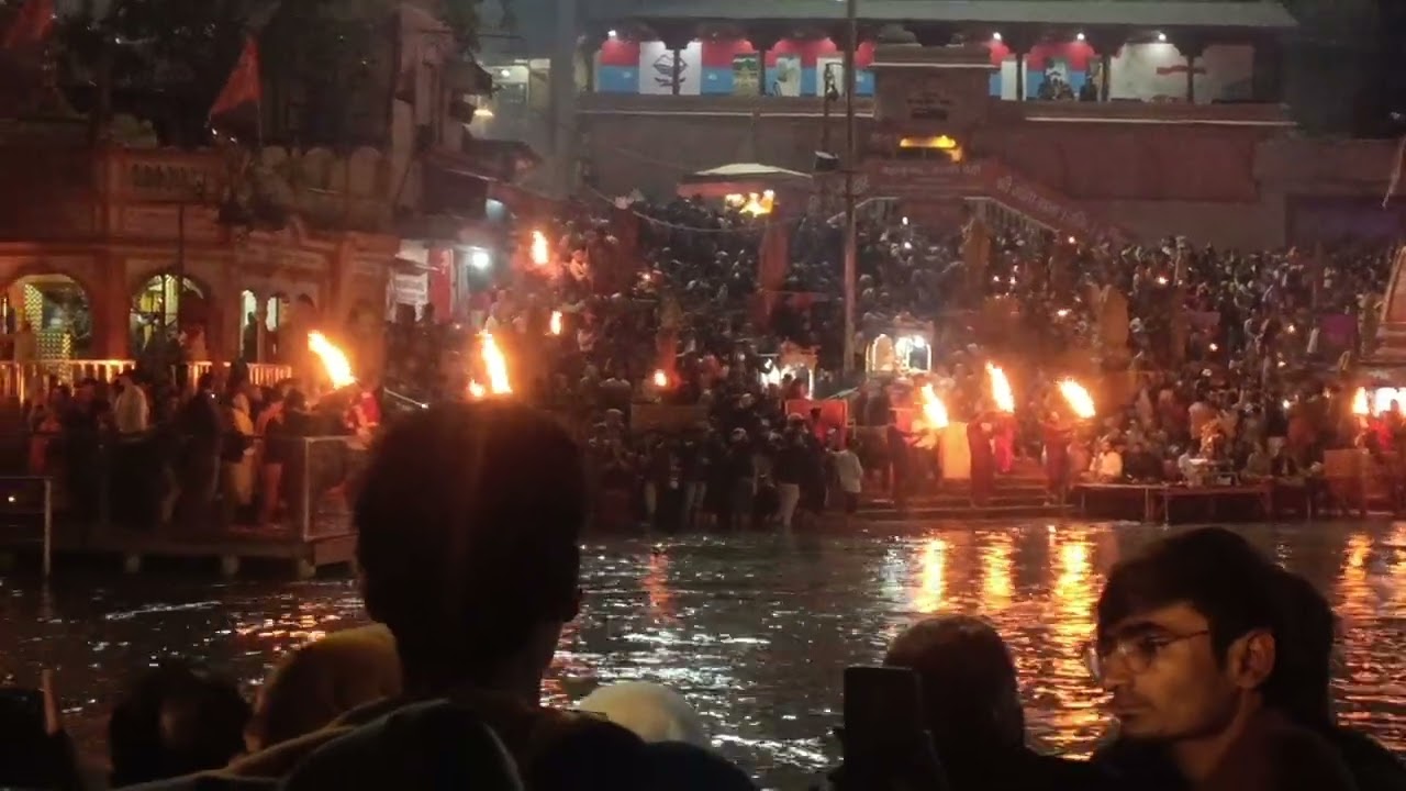 जय मां गंगे 🙏🙏🙏🙏