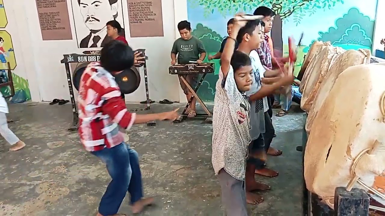 LATIHAN GORDANG SAMBILAN UPTD SDN 088 PANYABUNGAN / SIPOLU PLU