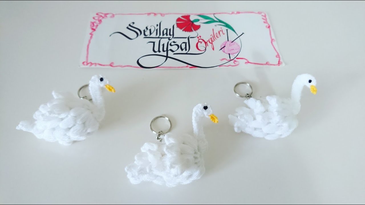 KUĞU ANAHTARLIK YAPILIŞI/ÖRGÜ ANAHTARLIK (tasarım @sevilayuysalorguleri ) KNİTTİNG SWAN KEYCHAİN
