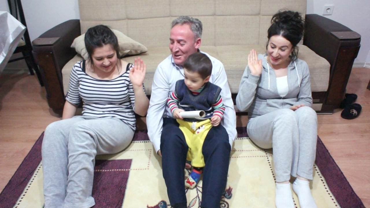 Kızını Dövmeyen Dizi Döver Oyunu / Dayak Yedik