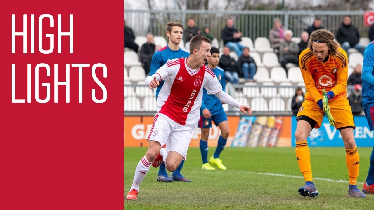 Highlights Ajax O17 - Feyenoord O17