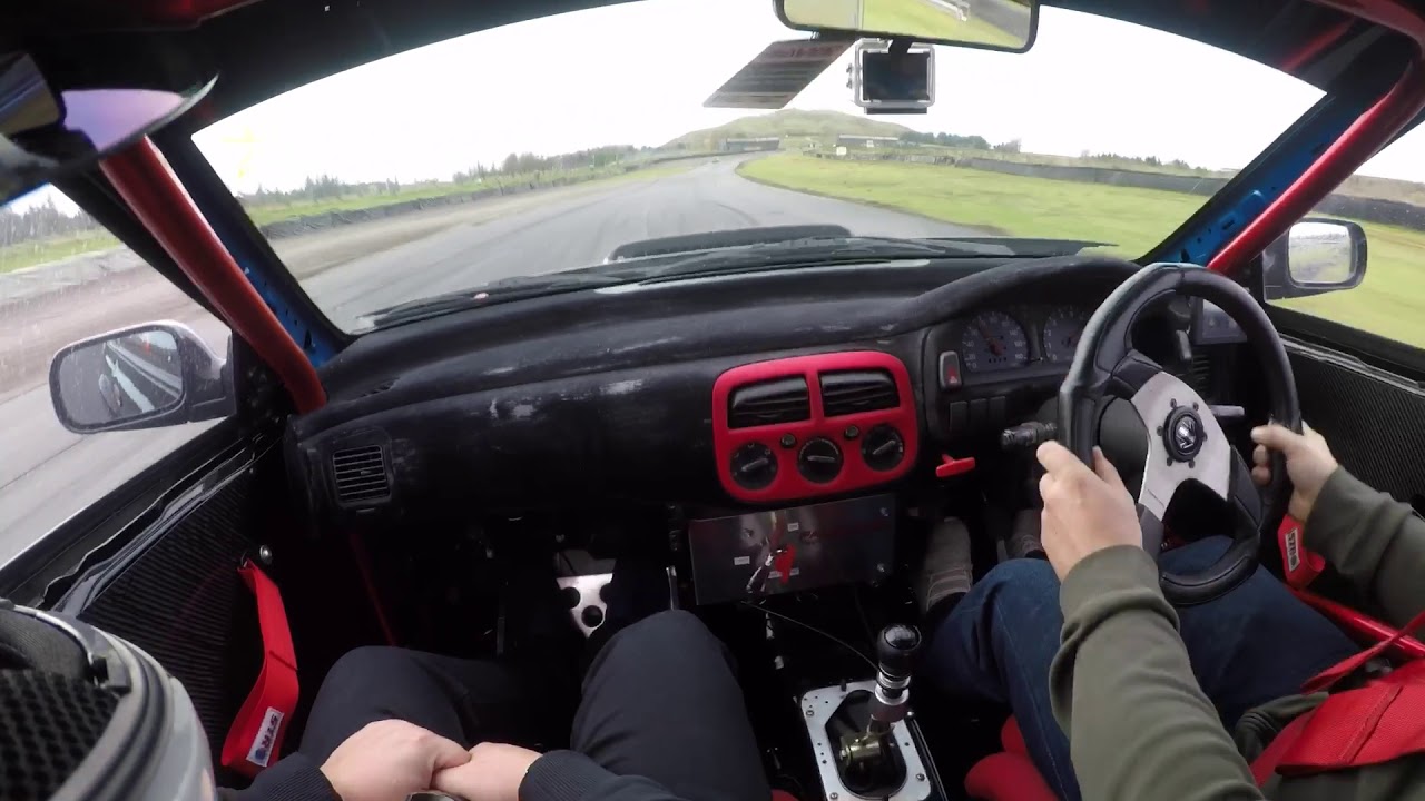 Scott laird 650bhp Subaru at Knockhill
