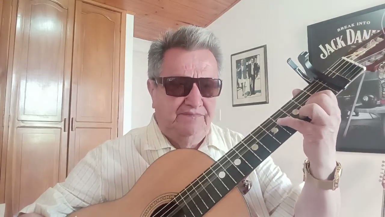 SOMBRA SIN RUMBO cover Chelo Silva 