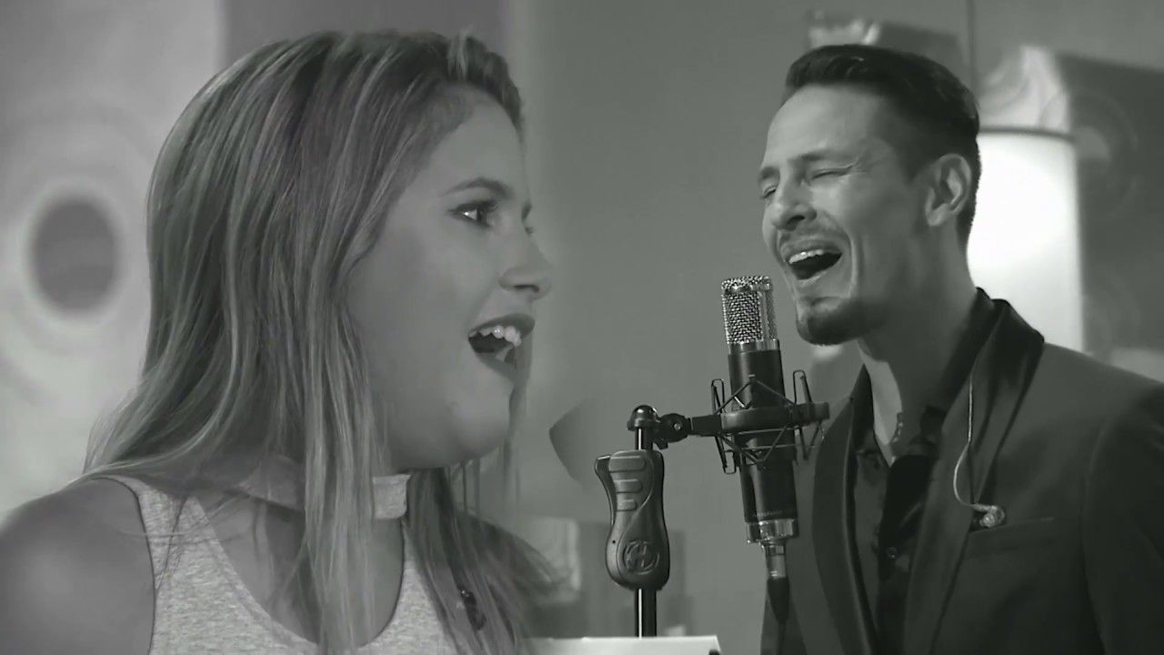 Rodrigo Tapari X Karen Britos - Nunca Voy A Olvidarte (En Vivo)
