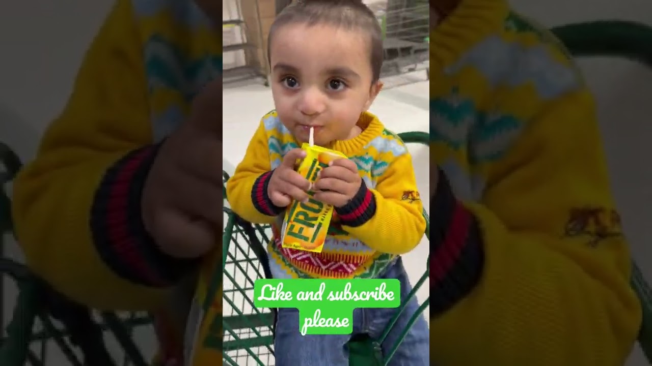 Baby drinking frooti juice 🧃 #shorts #aarav #cutebaby #ytshorts #frooti #juice Aarav Kids Show