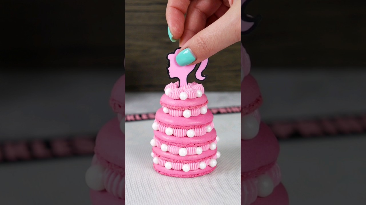 Barbie Mac Stack! 💕 #macaron #barbie #shortsvideo #shorts