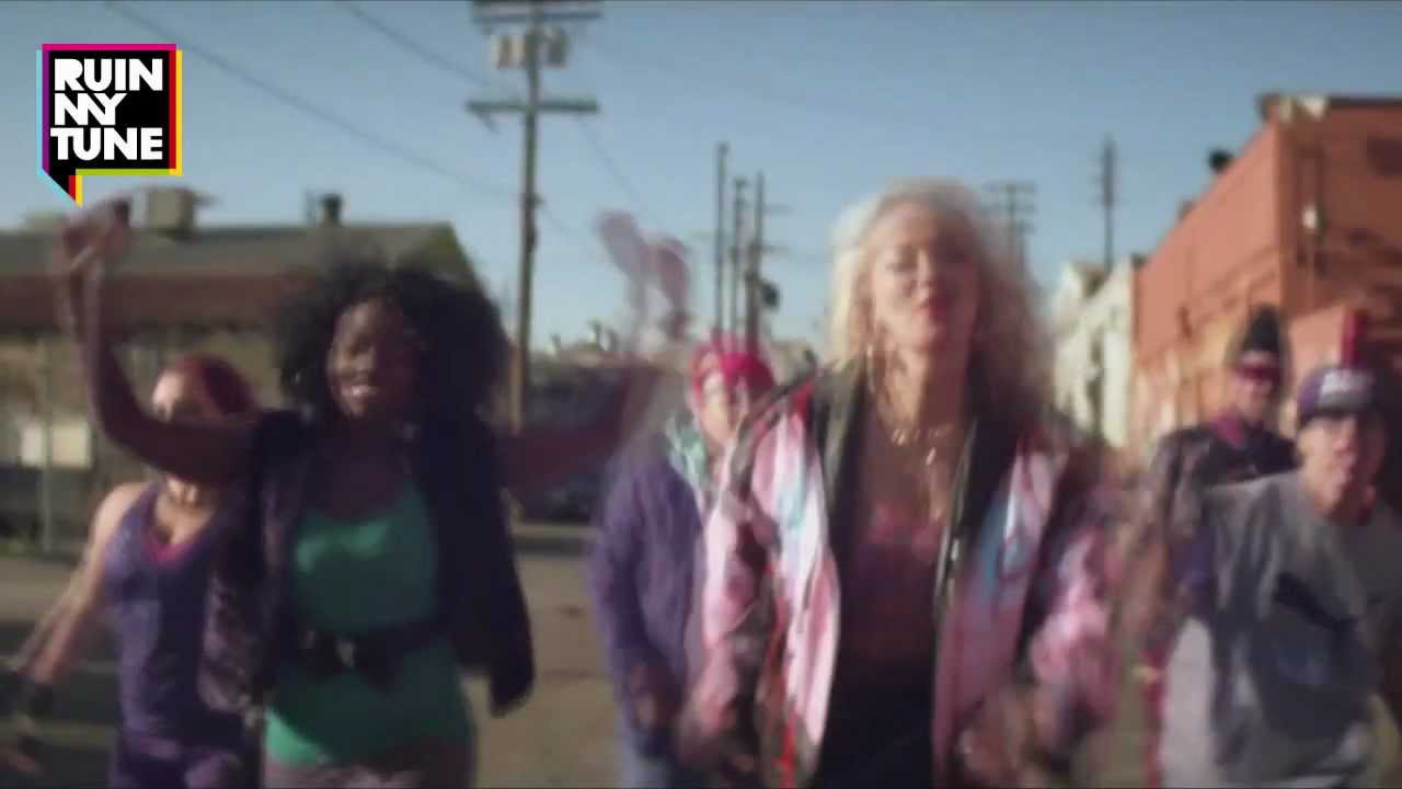 Rita Ora vs Michael Sembello - Hot Maniac (RUINMYTUNE MashUp)