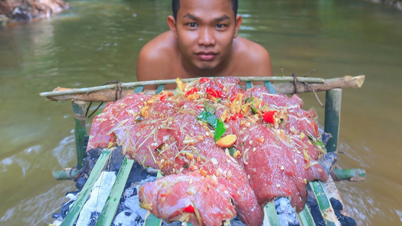 Primitive Technology: Roasted Beef on River - Cooking in the Forest - ASMR