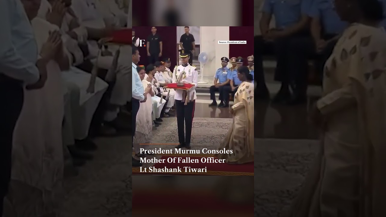 President Murmu Breaks Protocol To Comfort Lt Shashank Tiwari's Grieving Mother | Firstpost News