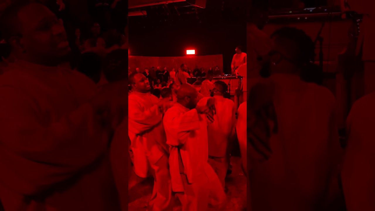 Sunday Service Choir performs gospel version of 