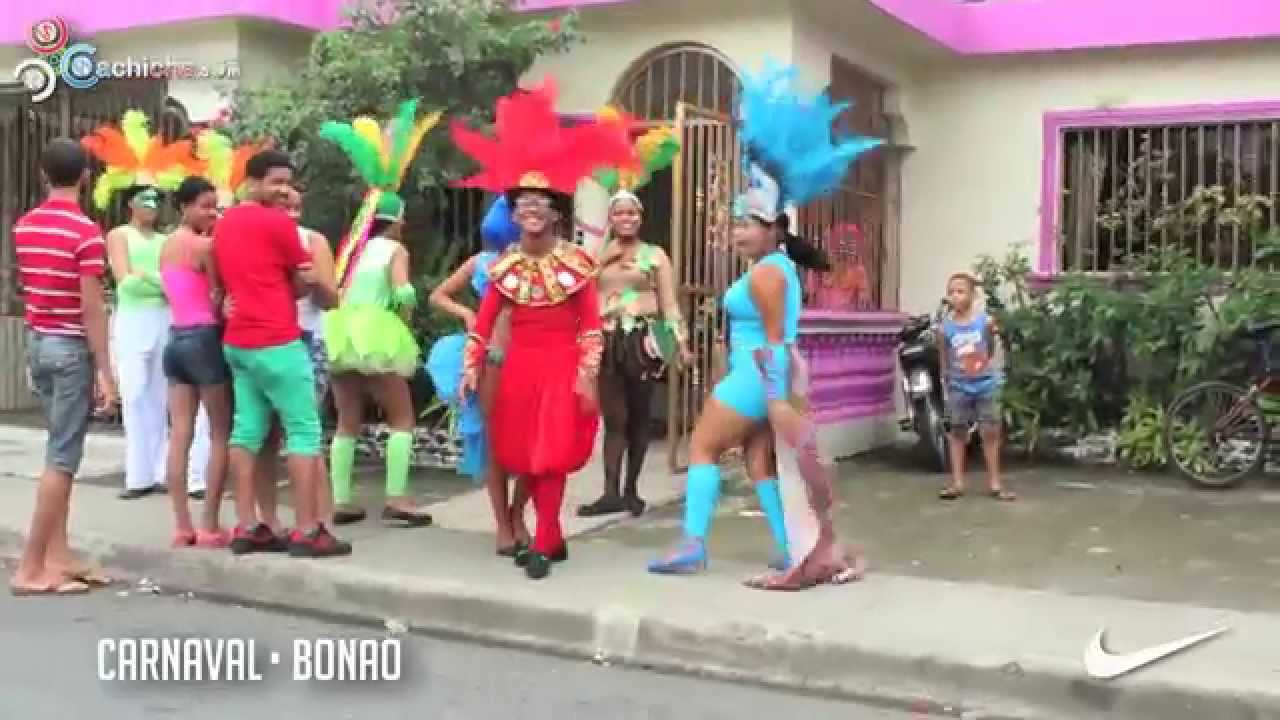 Carnaval de Bonao al estilo de Trompo Loco y Cachicha.com #Video #Cachicha