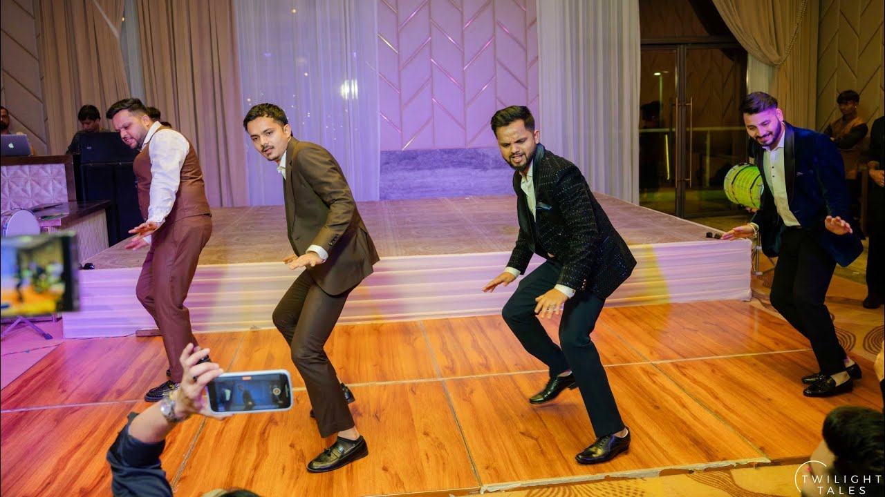 Best Group Dance on sister wedding #dance #group #wedding #viralvideo #youtube