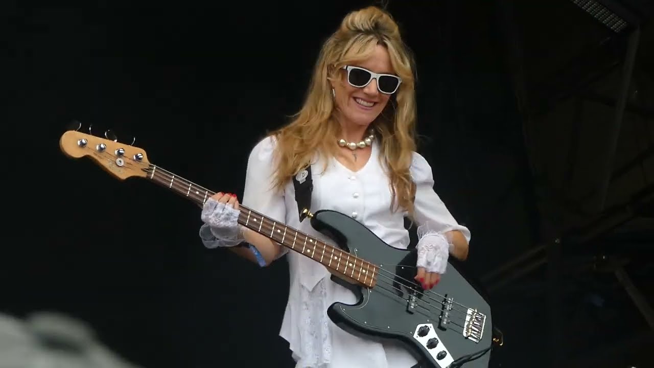 Tom Bailey - Psycho Killer (Talking Heads cover) - Rewind Festival, Henley, 16/8/25