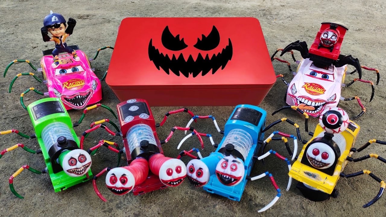Bermain Kereta Api Hantu Laba-laba, Thomas and the Friends, Mobil Laba-laba, Mobil Hantu #11
