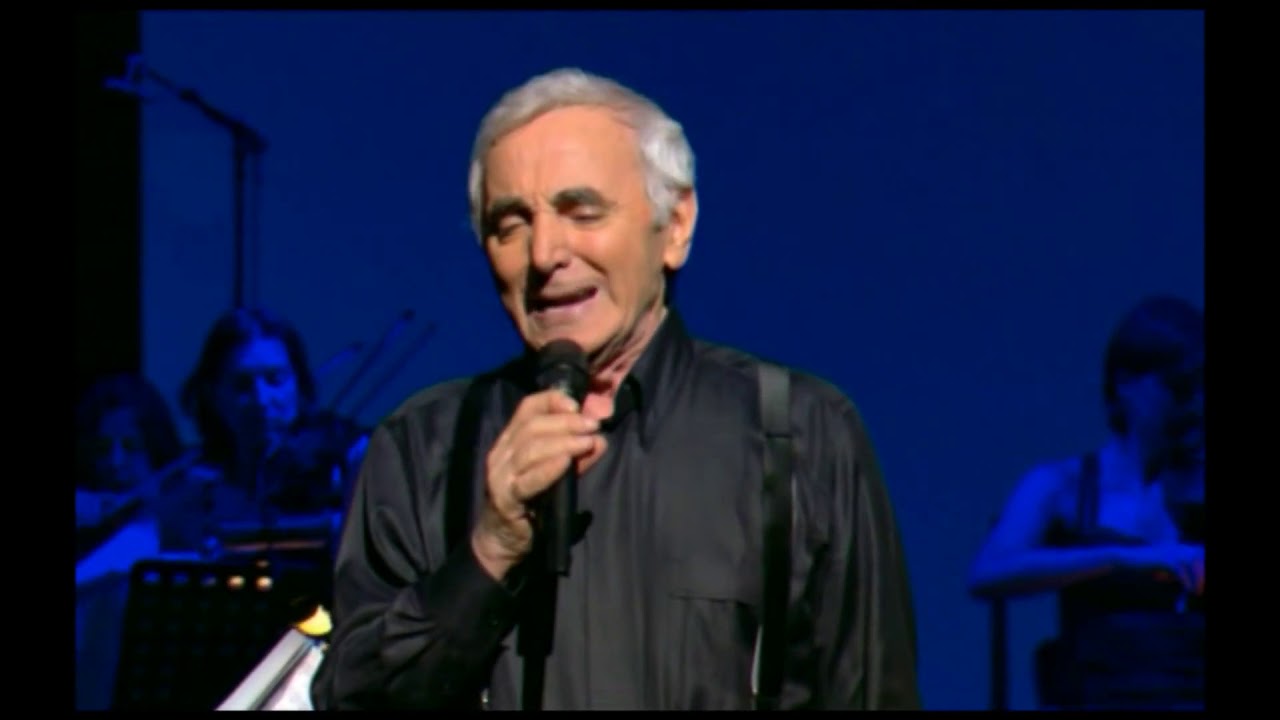 El impactante Ave María de Charles Aznavour