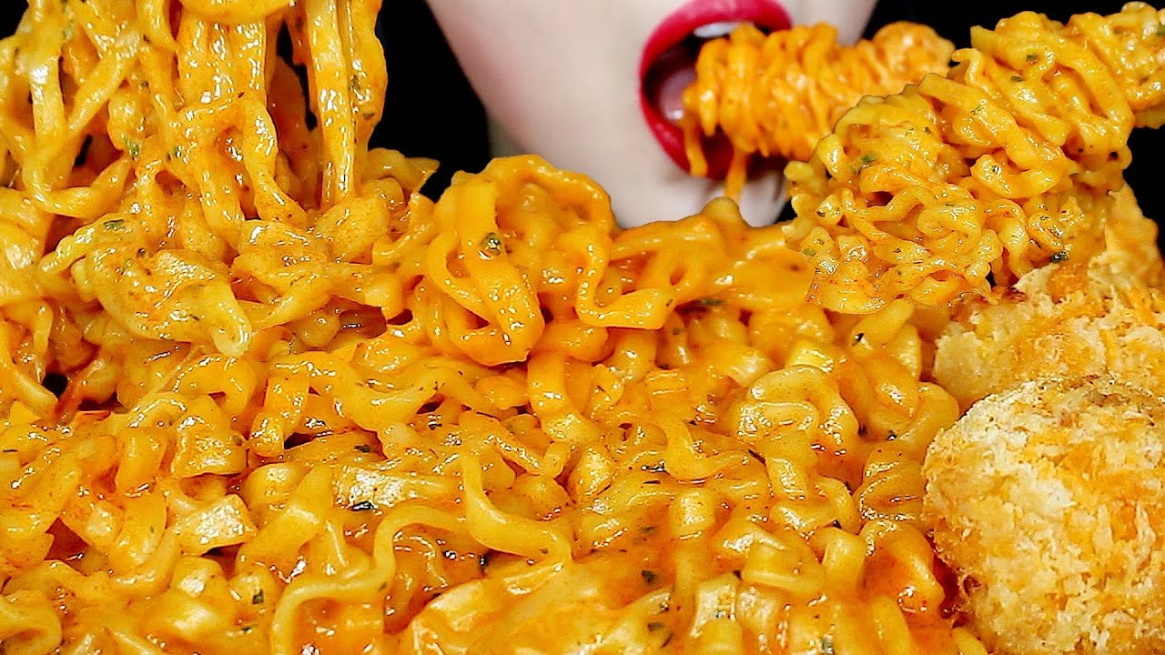 ASMR CHEESY CARBO FIRE NOODLES 🧀🍝+ SHRIMP KATSU 🍤🍤MUKBANG EATING SOUND NO TALKING
